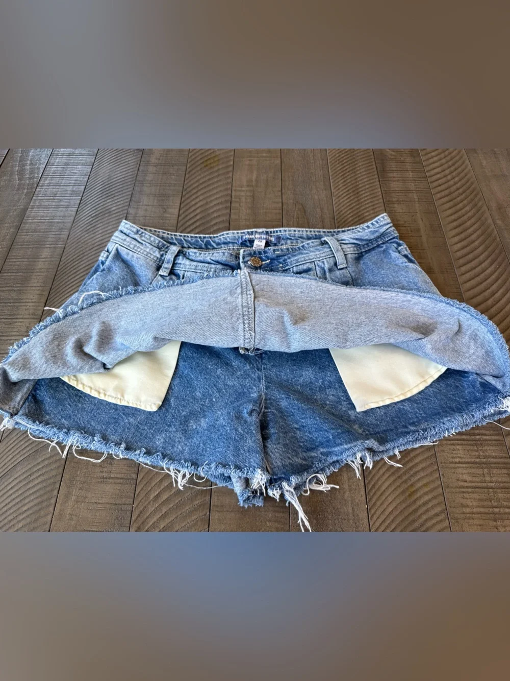 Urban Outfitters Mia Pleated Denim Mini Skort Women’s Size 29